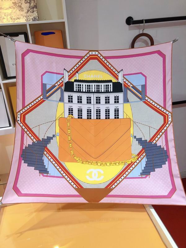 Chanel silk scarf 90X90cm E26 (23)